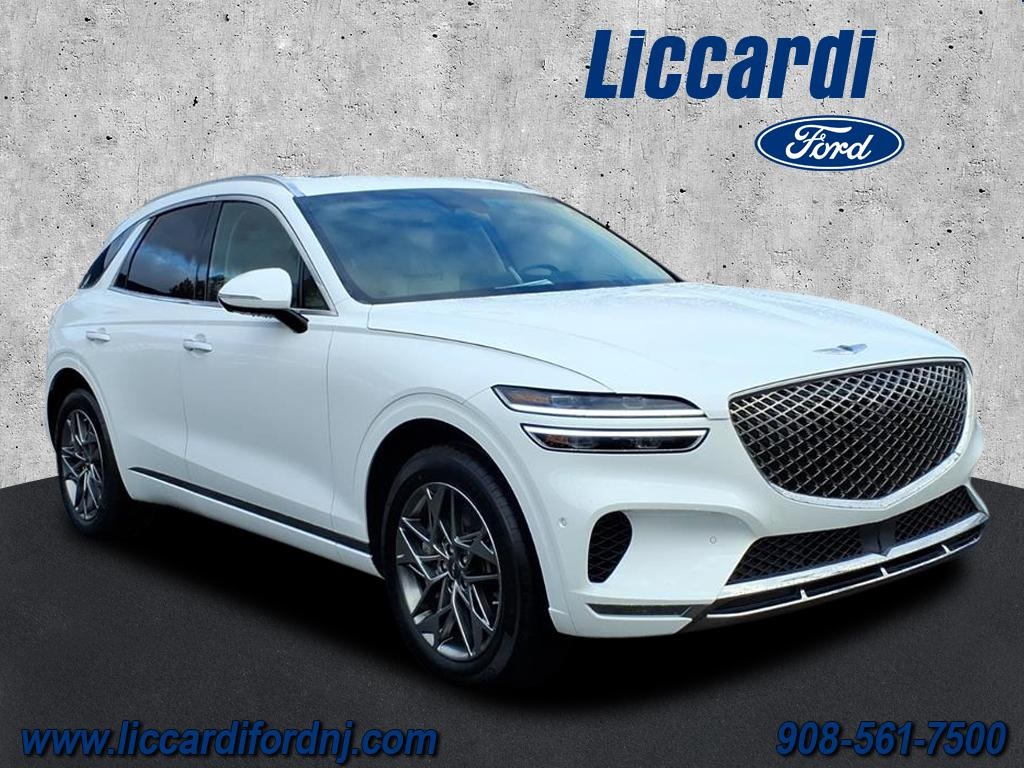 2023 GENESIS GV70 Standard's photo