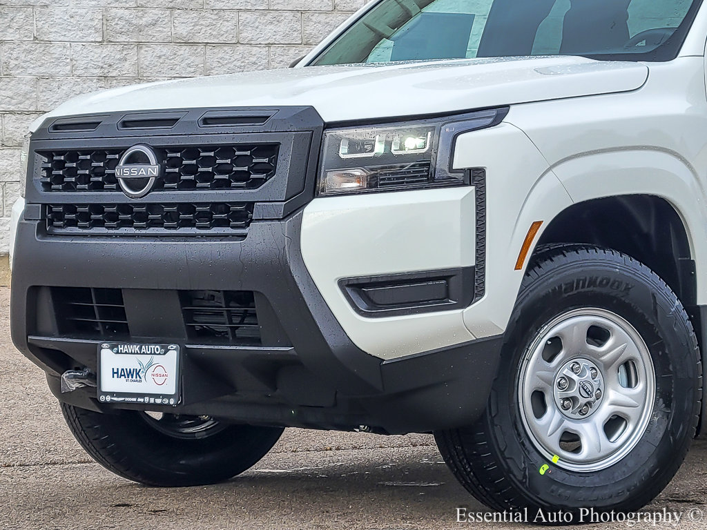 2026 Nissan Frontier S photo 2