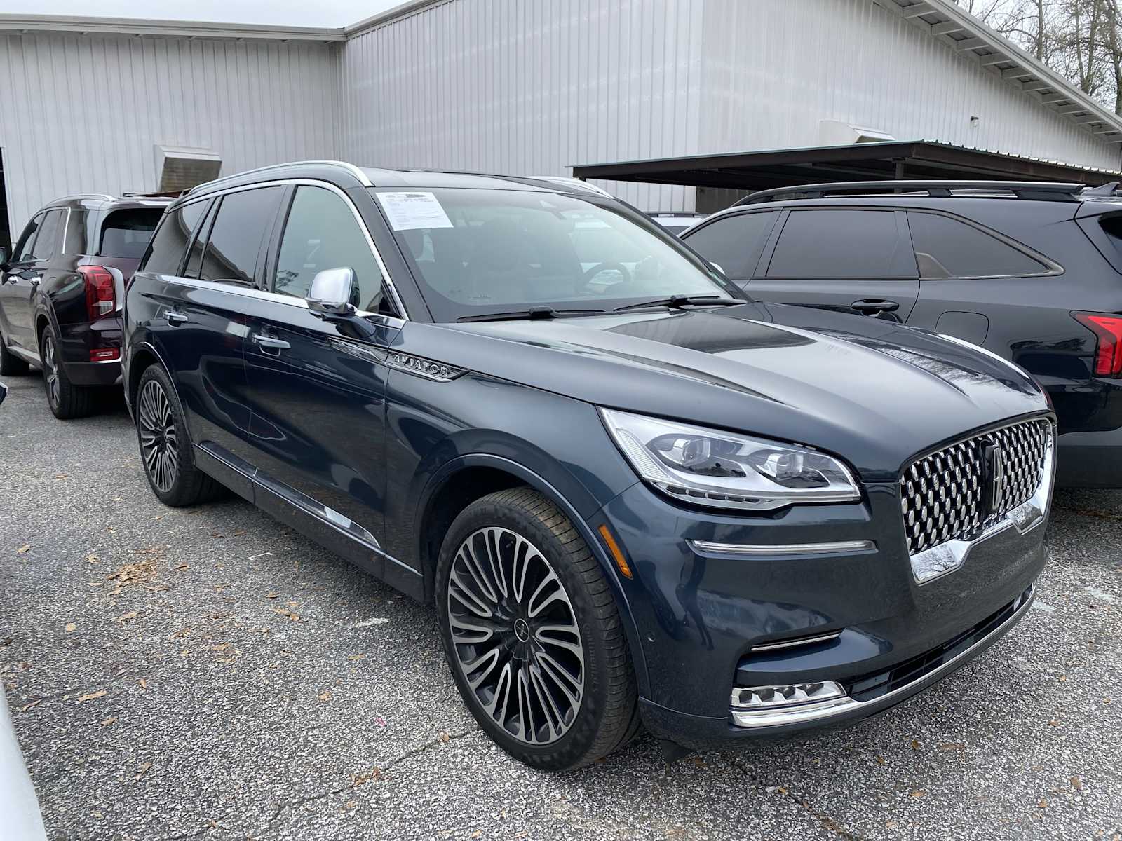 2020 Lincoln Aviator Black Label's photo