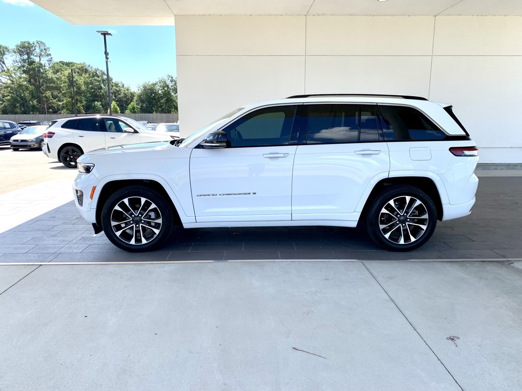 2022 Jeep Grand Cherokee Overland photo 8