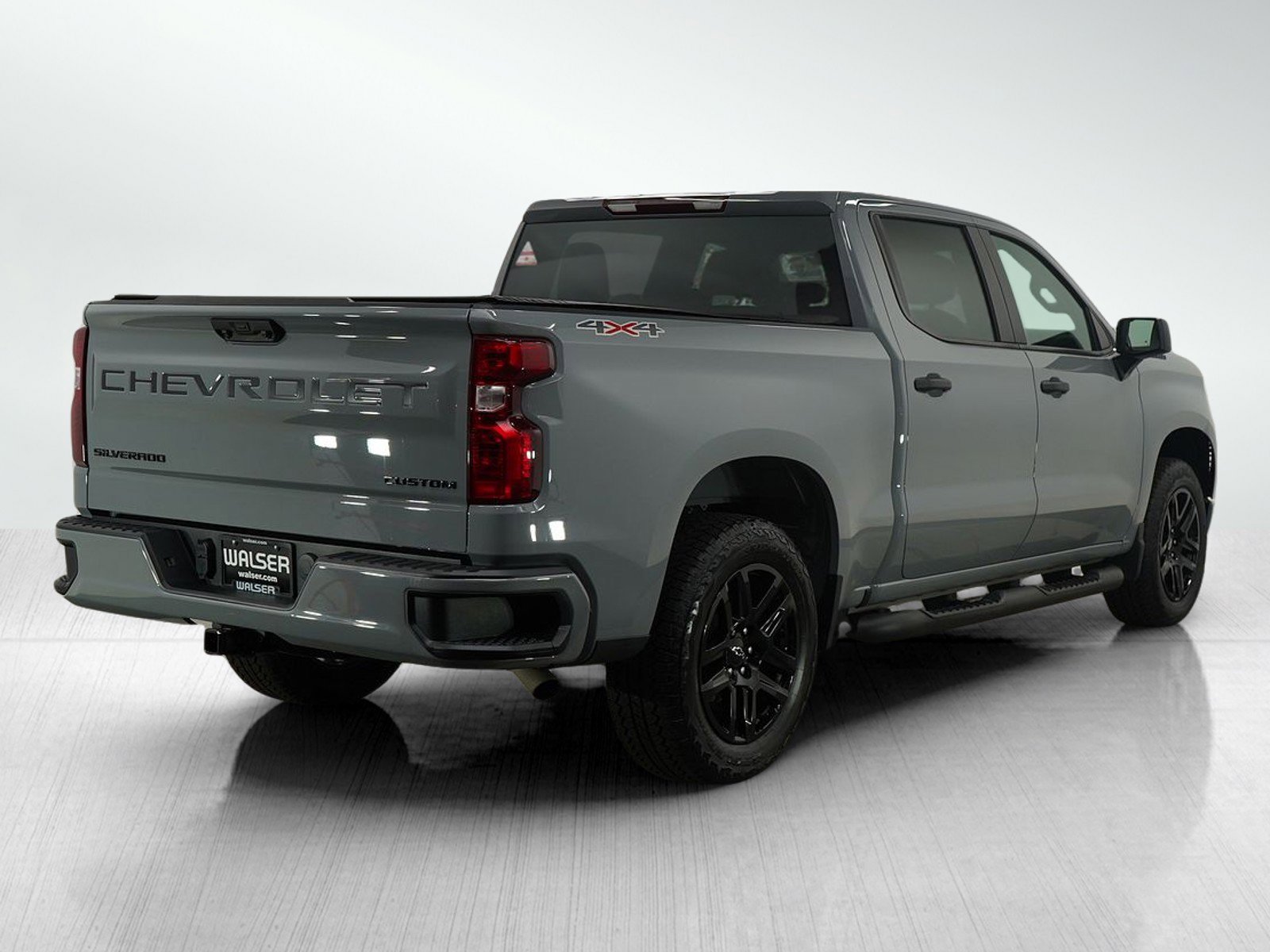2024 Chevrolet Silverado 1500 Custom photo 4