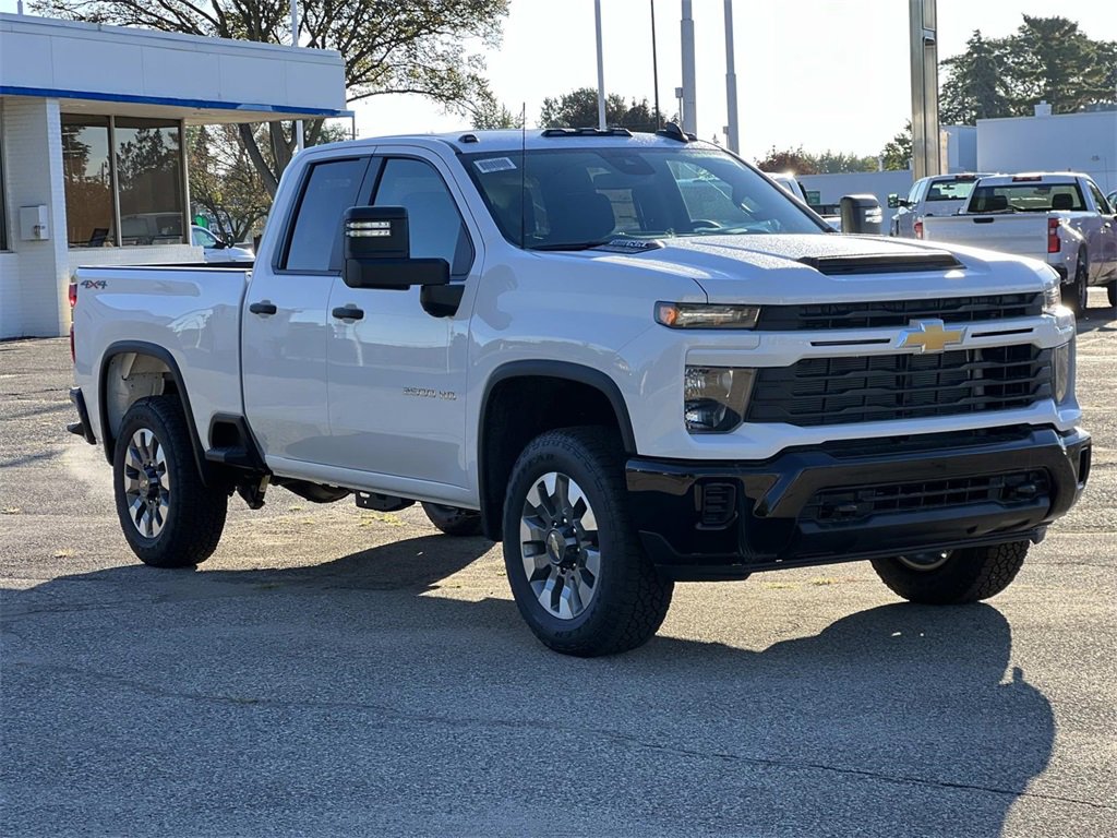 2026 Chevrolet Silverado 2500HD Custom photo 7