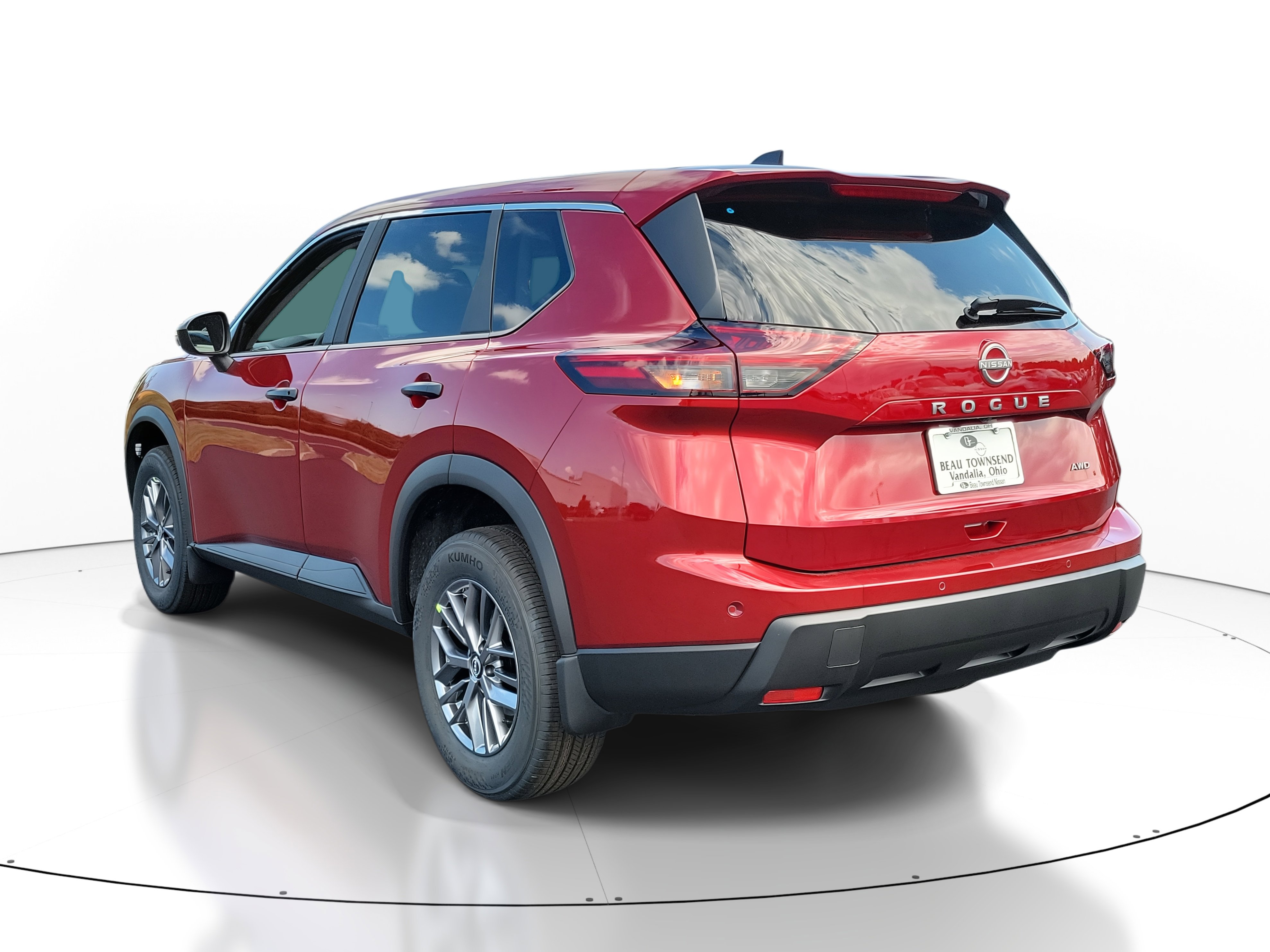 2026 Nissan Rogue S photo 3