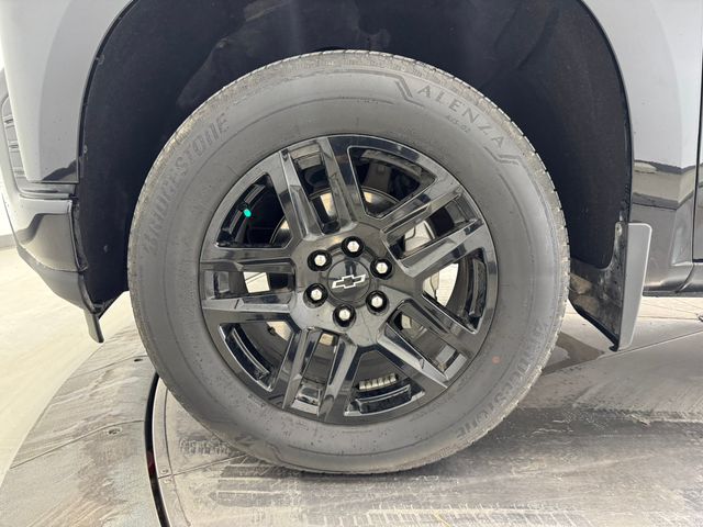 2022 Chevrolet Silverado 1500 Custom photo 2