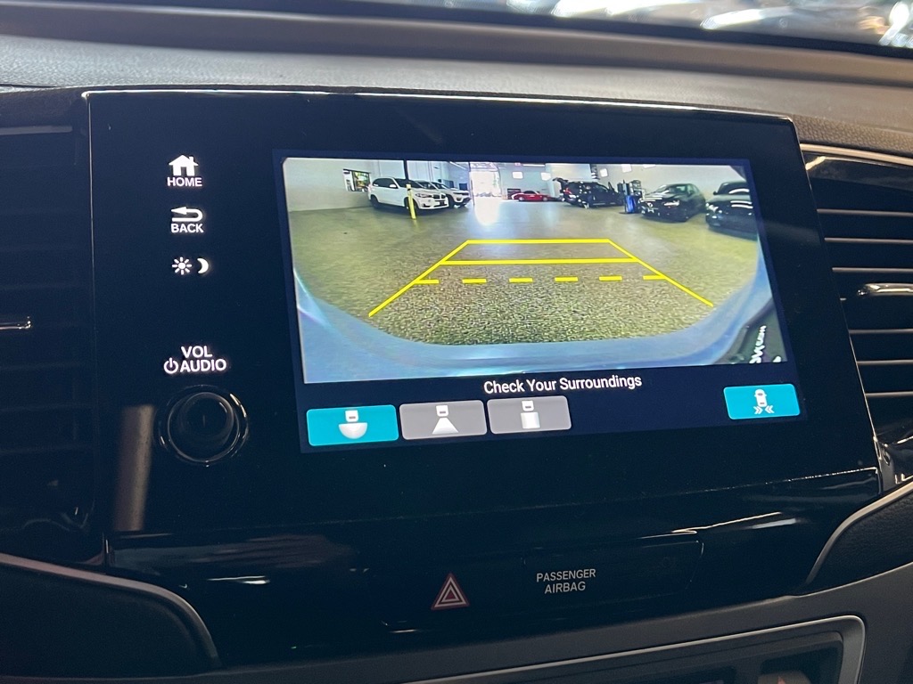 2022 Honda Pilot Black Edition photo 13