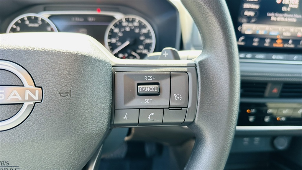 2026 Nissan Rogue S photo 18