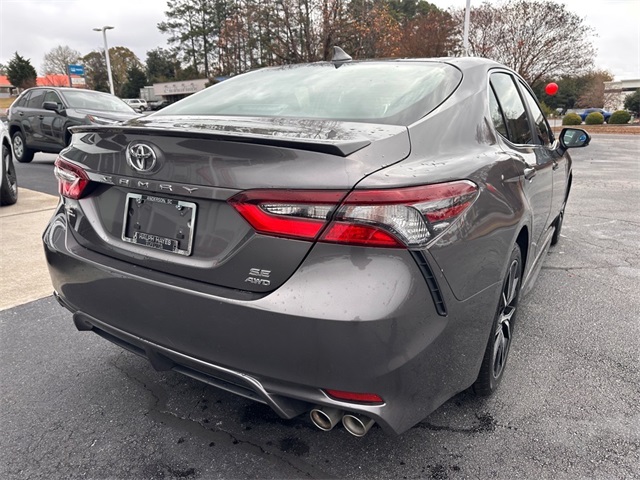 2023 Toyota Camry SE photo 3