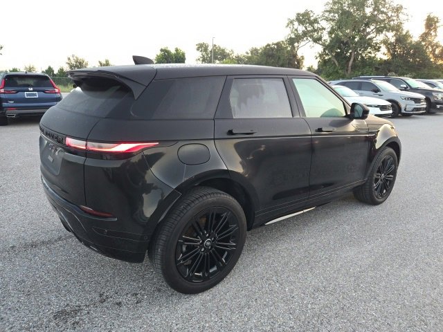2024 Land Rover Range Rover Evoque Dynamic SE photo 2