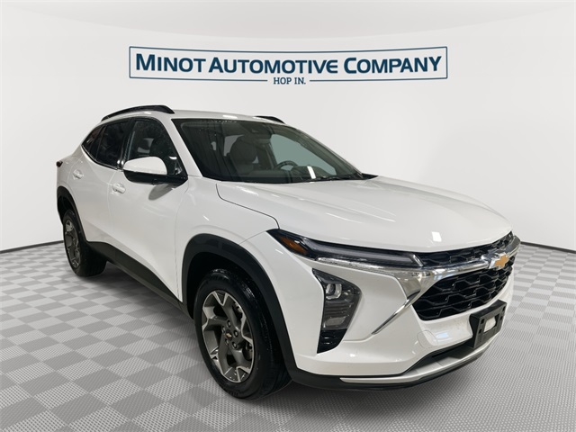 2025 Chevrolet Trax LT's photo