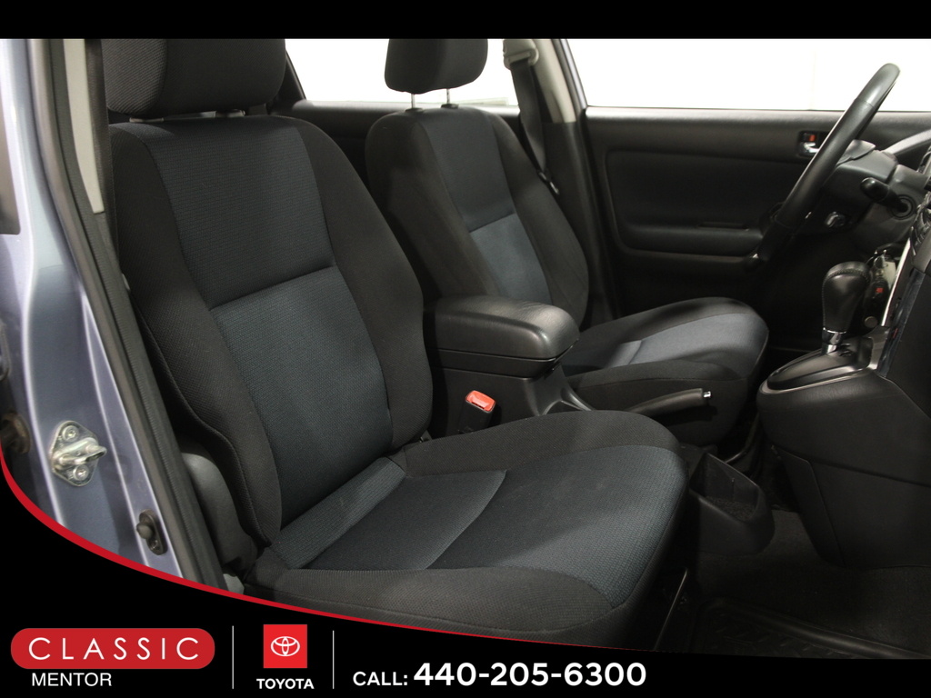 2007 Toyota Corolla Matrix L photo 10