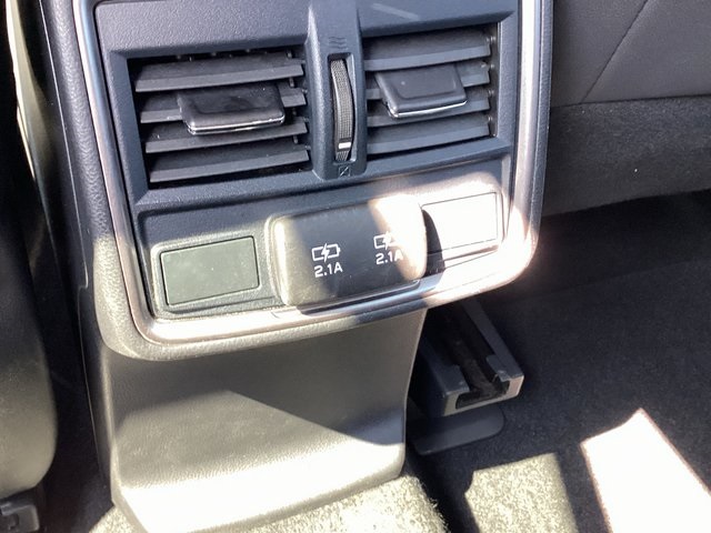 2020 Subaru Forester Premium photo 24