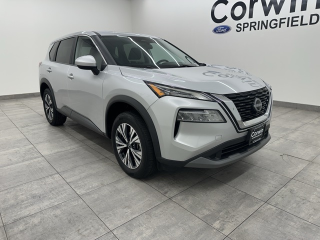 2023 Nissan Rogue SV photo 4