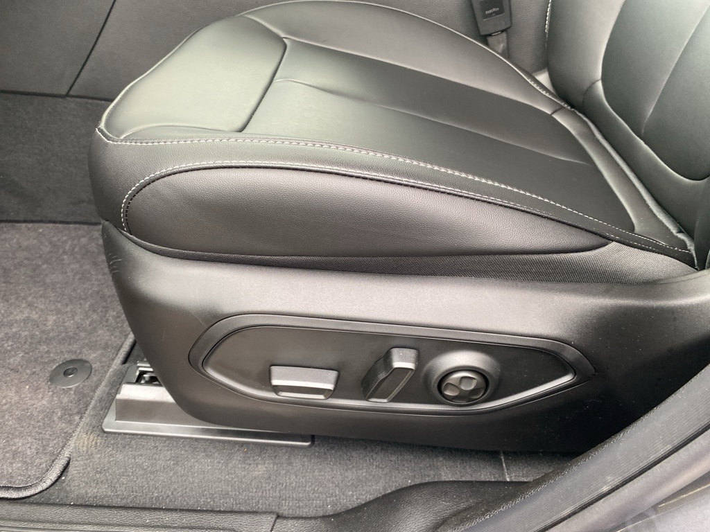 2025 Jeep Grand Cherokee Limited photo 19