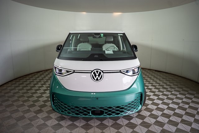 2025 Volkswagen ID. Buzz photo 2