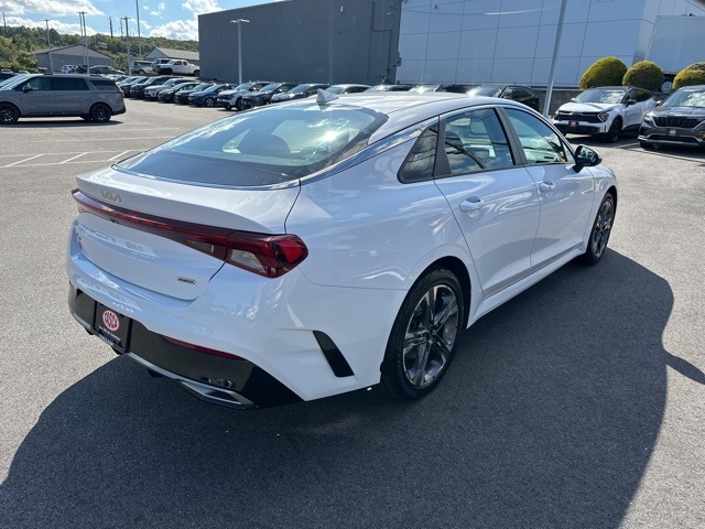 2022 Kia K5 LXS photo 7