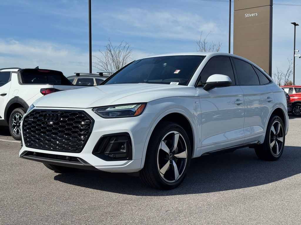 2022 Audi Q5 Sportback 45 S line Premium Plus photo 3