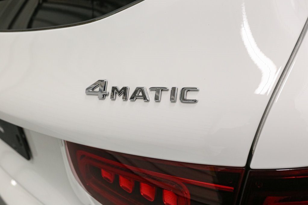 2022 Mercedes Benz GLC 300 4MATIC photo 6