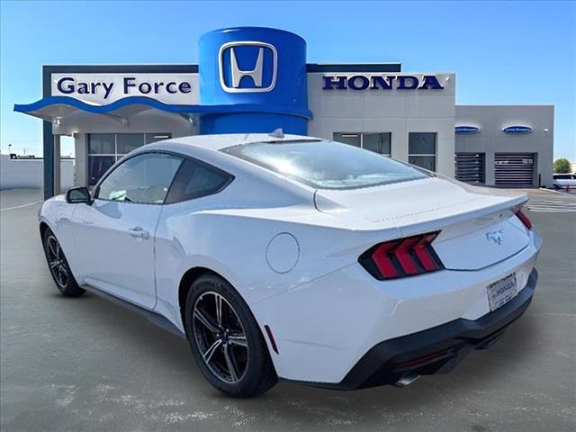 2024 Ford Mustang EcoBoost photo 3
