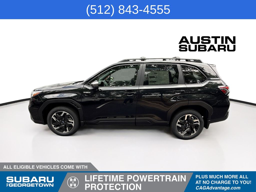 2025 Subaru Forester Premium photo 3