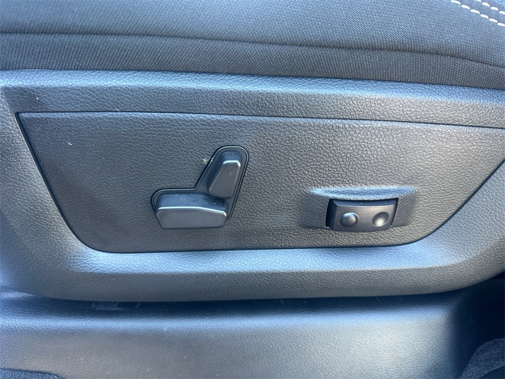 2026 Ram 2500 Big Horn photo 28