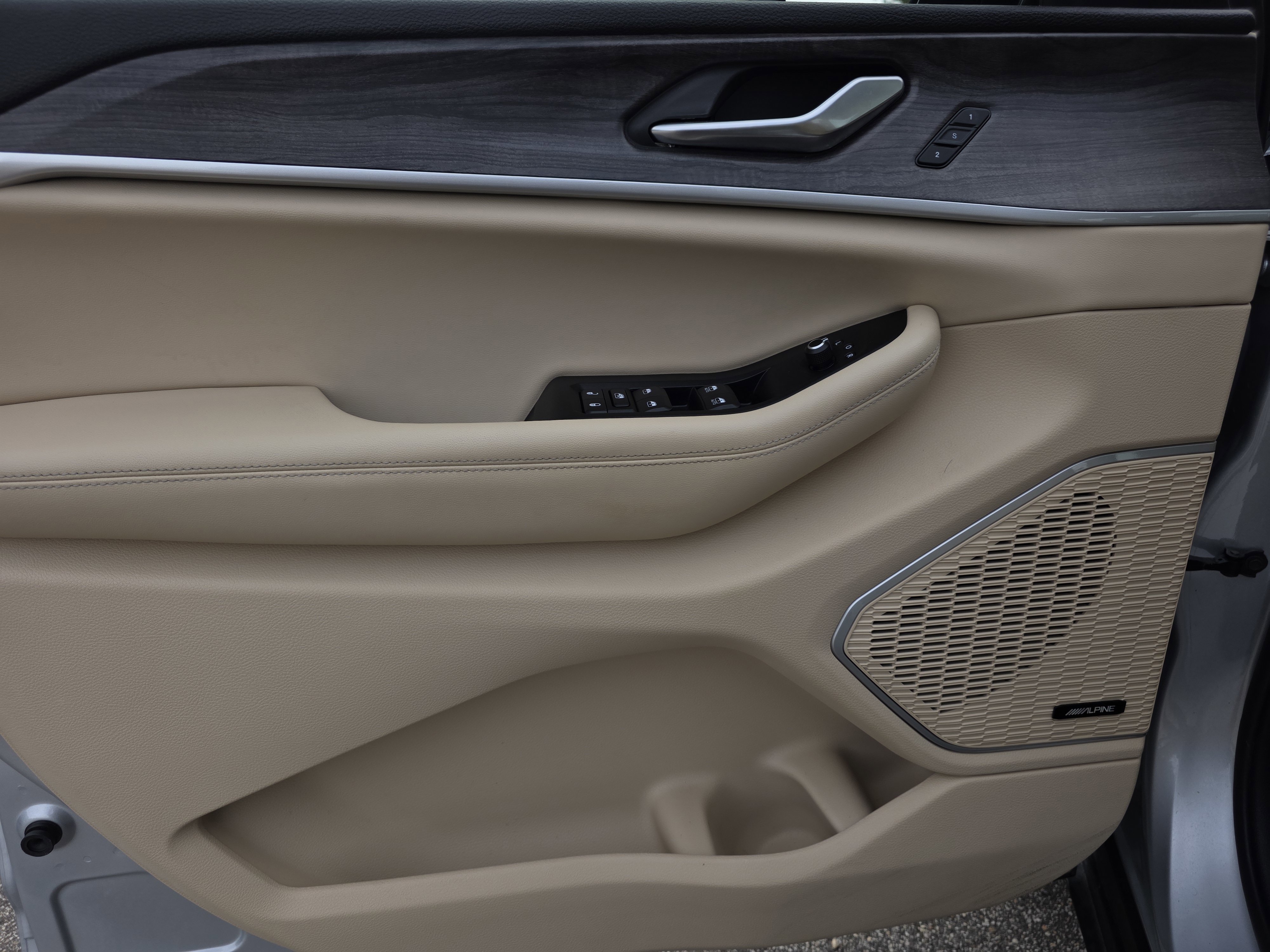 2022 Jeep Grand Cherokee Limited photo 29