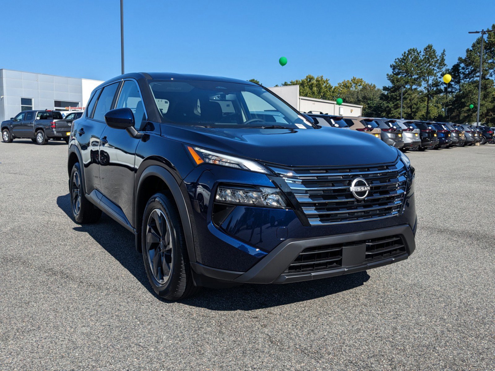 2026 Nissan Rogue SV photo 2