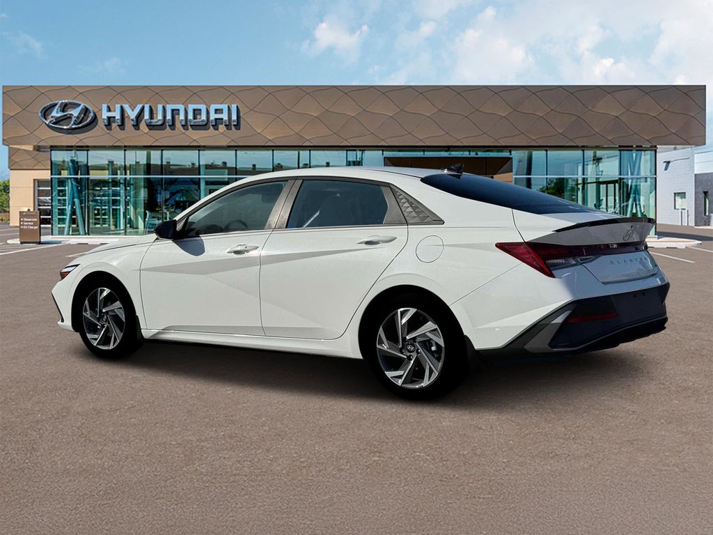 2025 Hyundai Elantra Hybrid SEL Sport photo 3