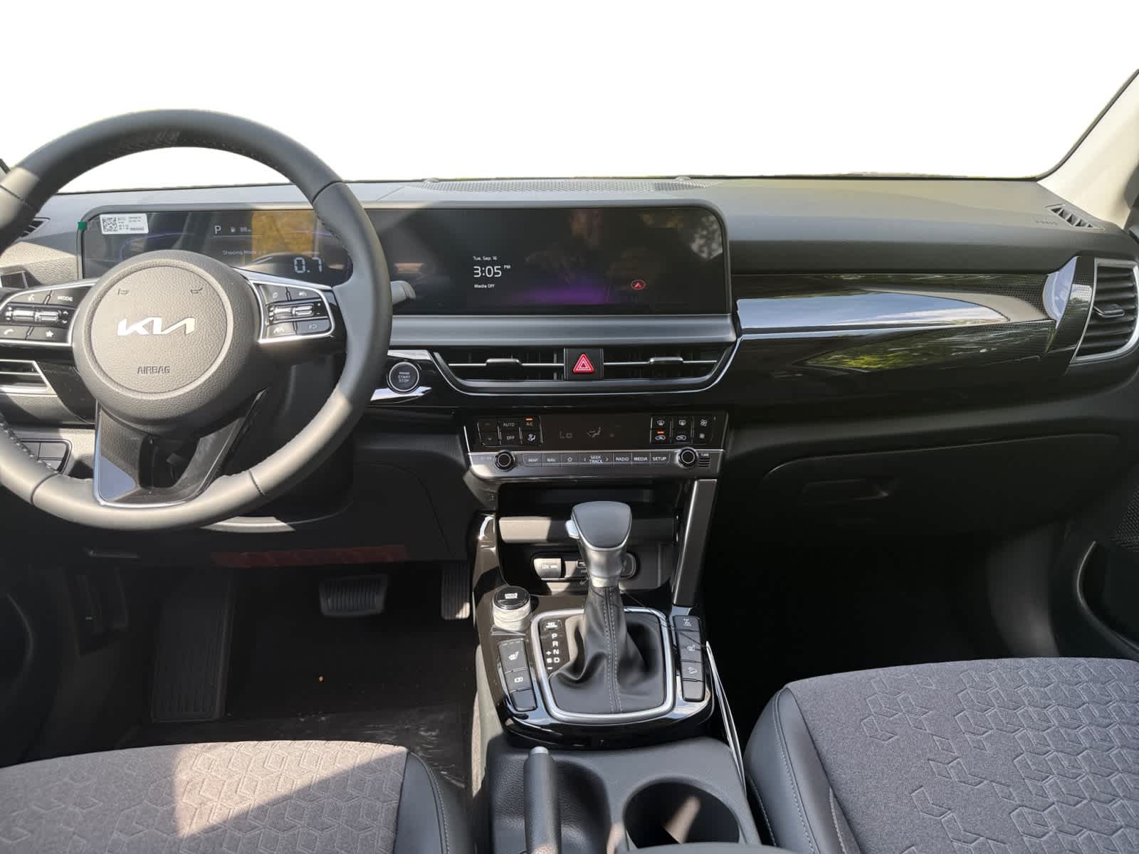 2026 Kia Seltos S photo 11