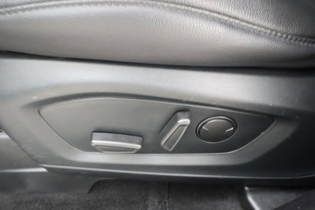 2022 Ford Explorer Limited photo 9