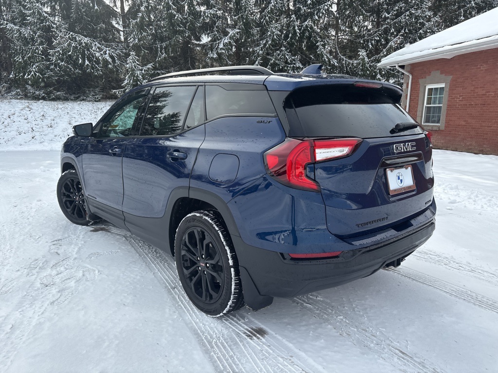2022 Gmc Terrain SLT photo 3