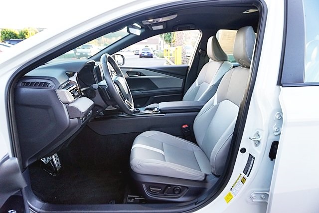 Used 2025 White Toyota SE image 13