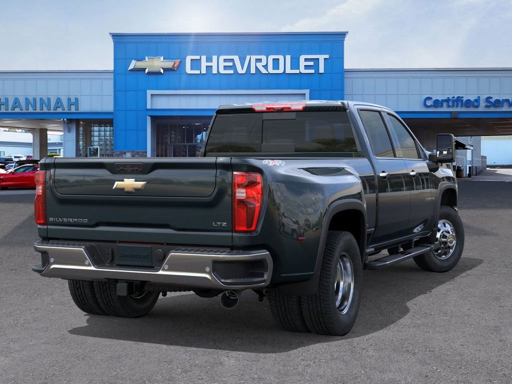 2026 Chevrolet Silverado 3500HD LTZ photo 4