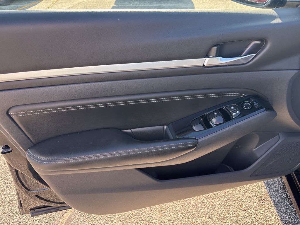2023 Nissan Altima 2.5 SL photo 14