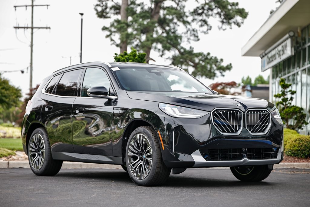 2025 BMW X3 30's photo
