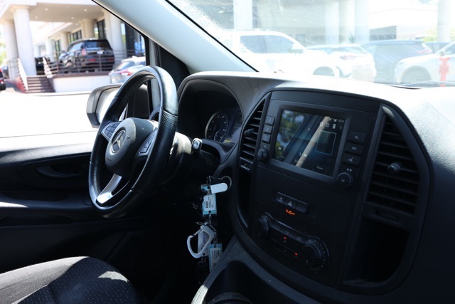 2022 Mercedes Benz Metris Cargo Van photo 14