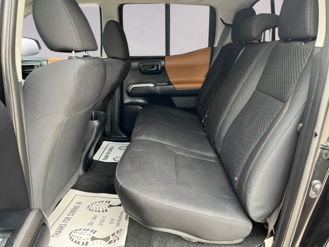 2020 Toyota Tacoma SR5 Double Cab V6 photo 9