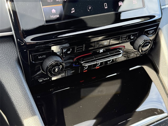 2025 Jeep Grand Cherokee Laredo X photo 29