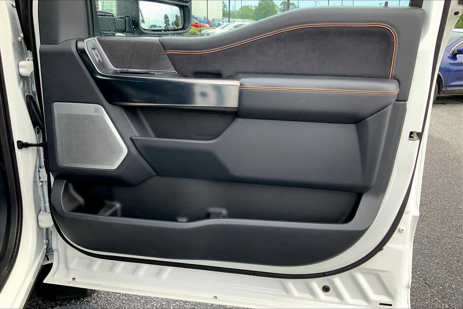 2024 Ford F-250 Platinum photo 33