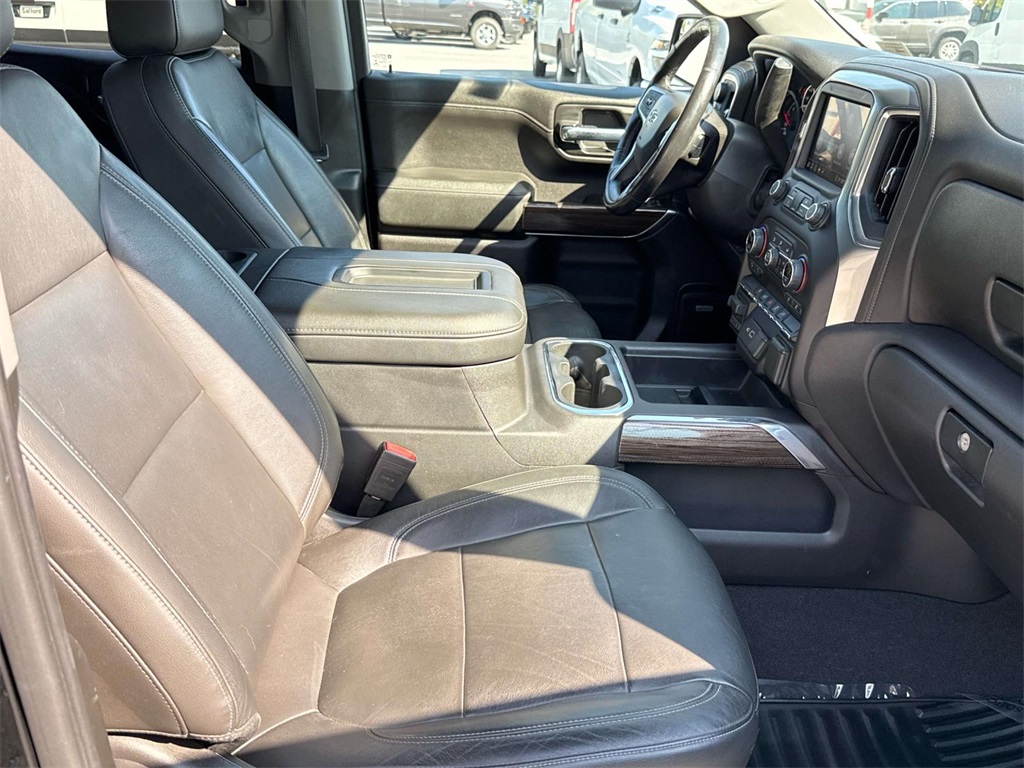 2020 Chevrolet Silverado 1500 RST photo 14