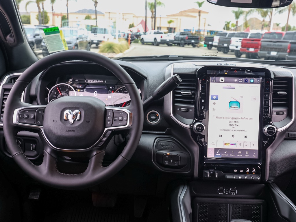 New 2026 Ceramic Gray Clear-Coat Exterior Paint RAM Big Horn Night Edition image 20