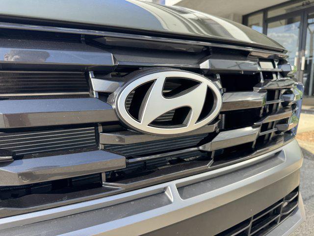 2025 Hyundai Tucson SE photo 19
