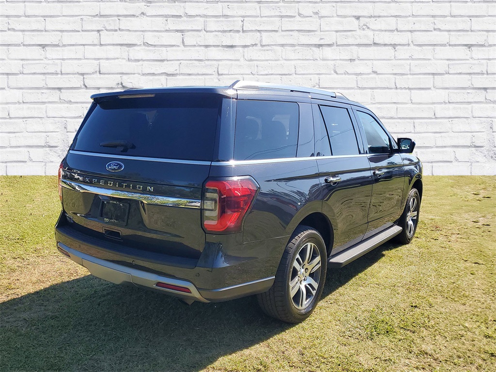 2024 Ford Expedition Limited photo 2