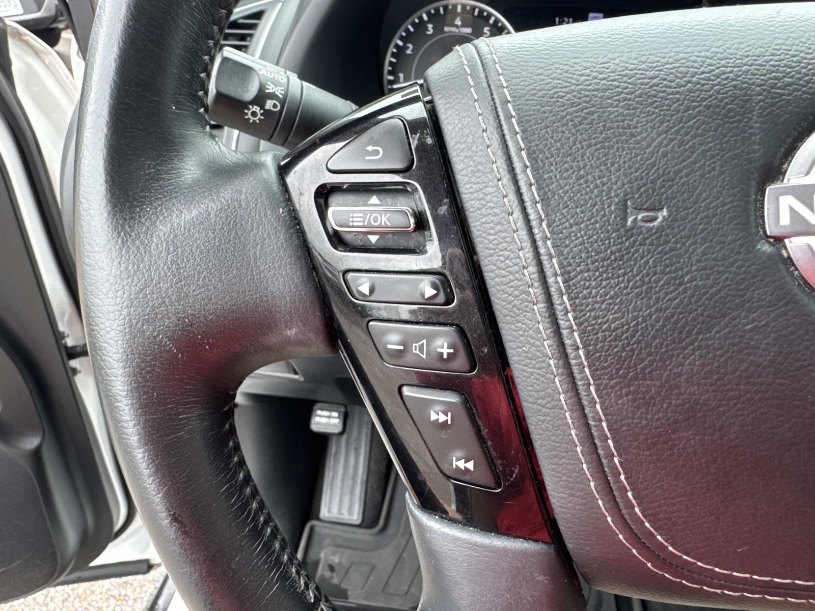 2021 Nissan Armada Platinum photo 19