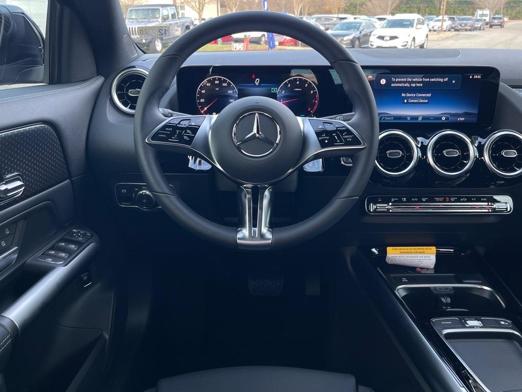 2025 Mercedes Benz GLA 250 4MATIC photo 12