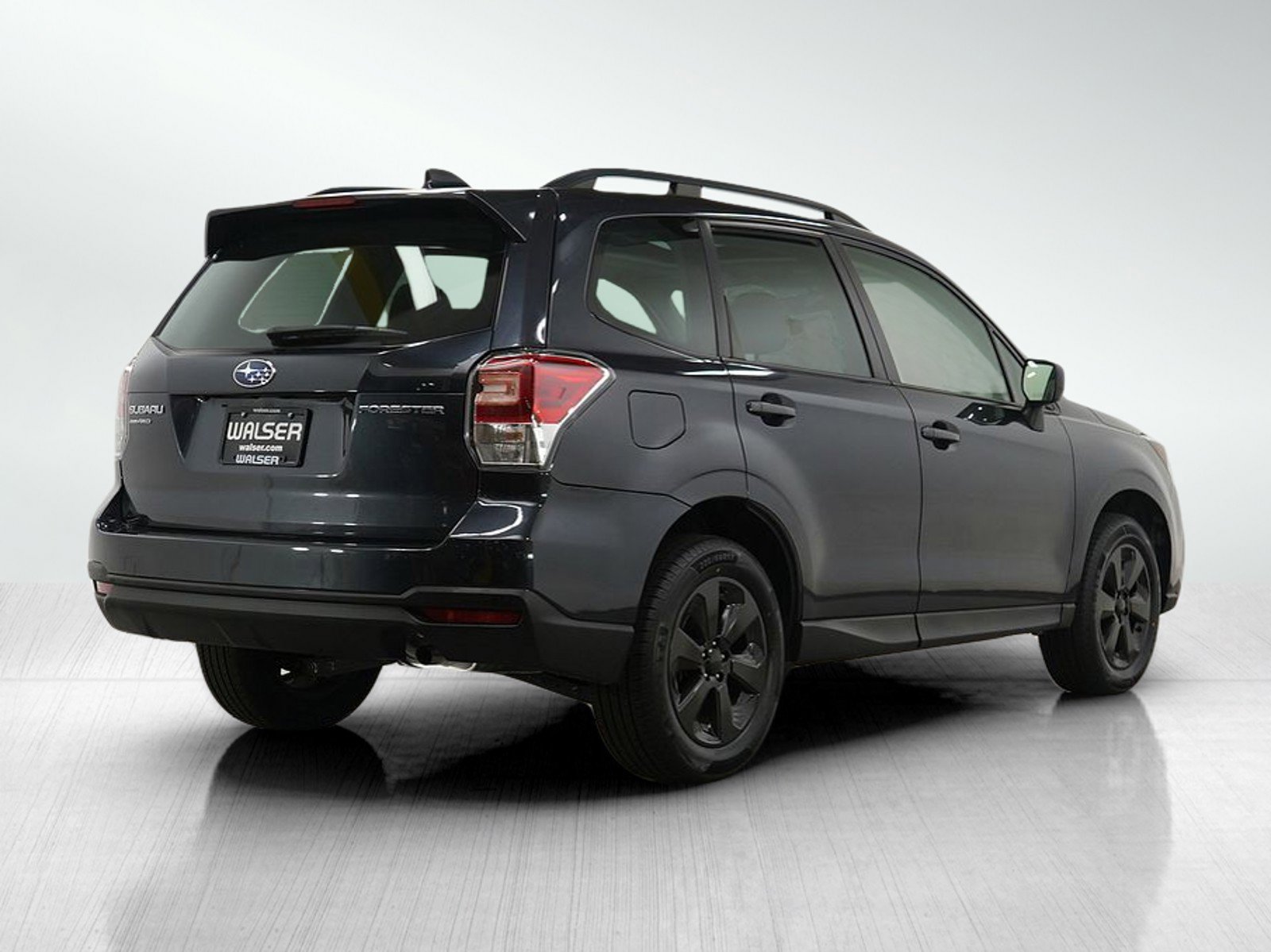 2018 Subaru Forester 2.5i Premium photo 4