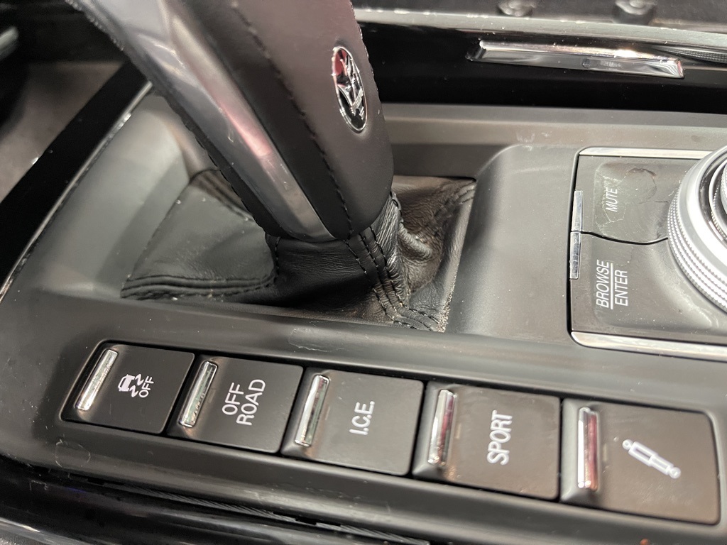 2022 Maserati Levante GT photo 14