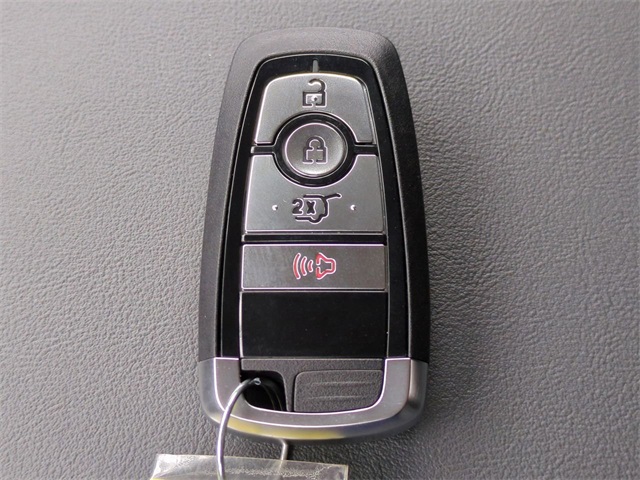 2025 Ford Explorer photo 25