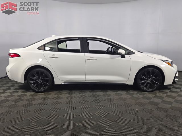 2024 Toyota Corolla Hybrid SE photo 8