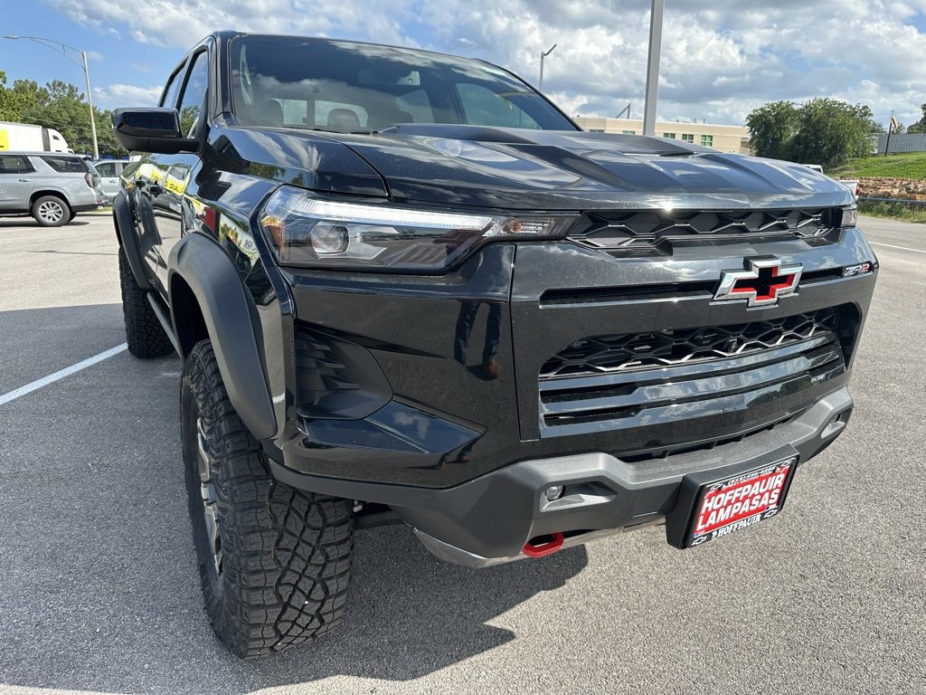 2025 Chevrolet Colorado ZR2 photo 10