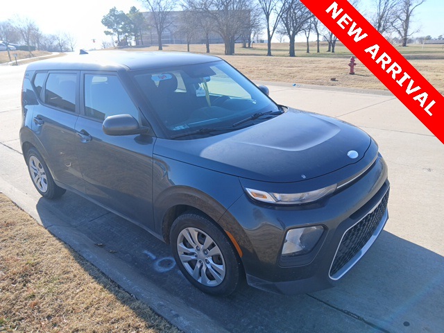 2020 Kia Soul LX's photo